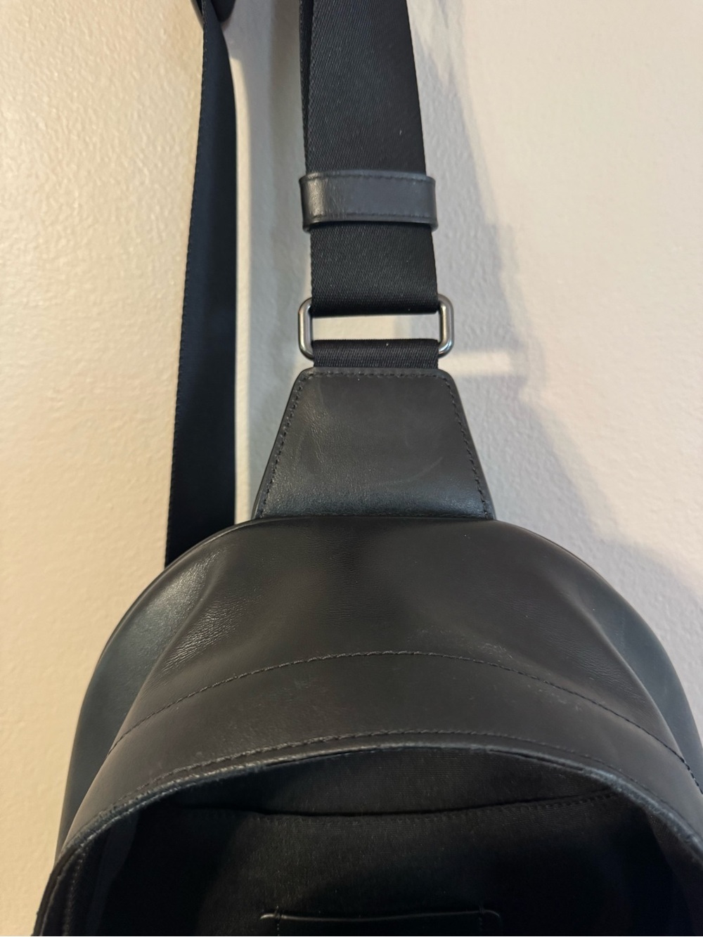 Coach Men’s Black Signature Monogram Sling Bag - Picture 4 of 7